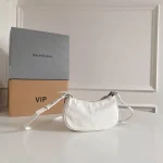 Crossbody bag Size: 20*11*4CM - Image 7