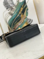 Can be one-shoulder, cross-body, handbag Size: 30.21.8cm - Image 5