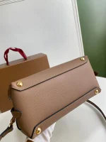 Calfskin bag Size:W25.5*H29*D10cm Code:400123 - Image 7