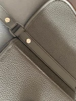 Gallop Messenger Bag Size: 20.5*16*5 cm - Image 8