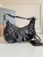 Balenciag Le Cagole Crossbody Bag Size: 33*16cm*8cm - Image 6
