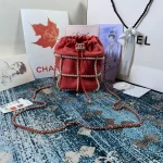 Chane Small Sachet Model: AS2315 Size: 19 *17 *17cm