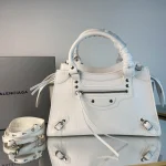 Balenciag* Neo Classic Casual Bag Size: 18cm