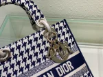 Five compartment embroidered blue bird check bag Size:24cm - Image 6