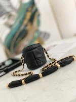 Chane Bucket Bag Size: 10 9 9cm Code: 82330 - Image 8