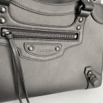 Balenciag* Neo Classic biker bag Model: 1991 Size: 25*33*13*20cm - Image 8