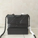 Chane1 Black Sheepskin Electric Black Style: 8069 Size: 26169cm