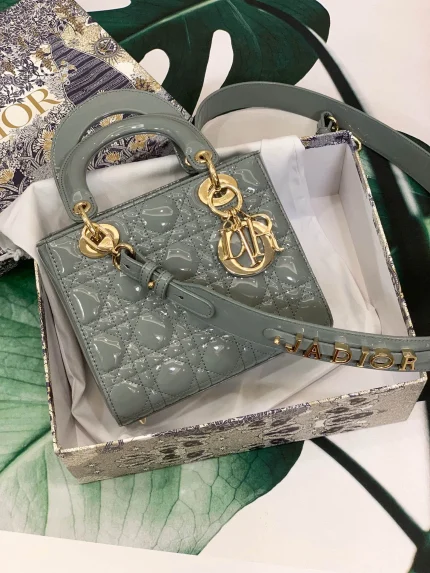 ABCDior Calf Patent Leather Rattan Tote Size: 20 x 16.5 x 8cm