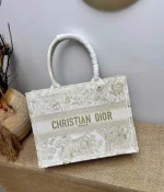 Book Tote Collection Size: 41.5cm 36cm 22cm - Image 6