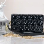 Diamond Classic Size: 22cm