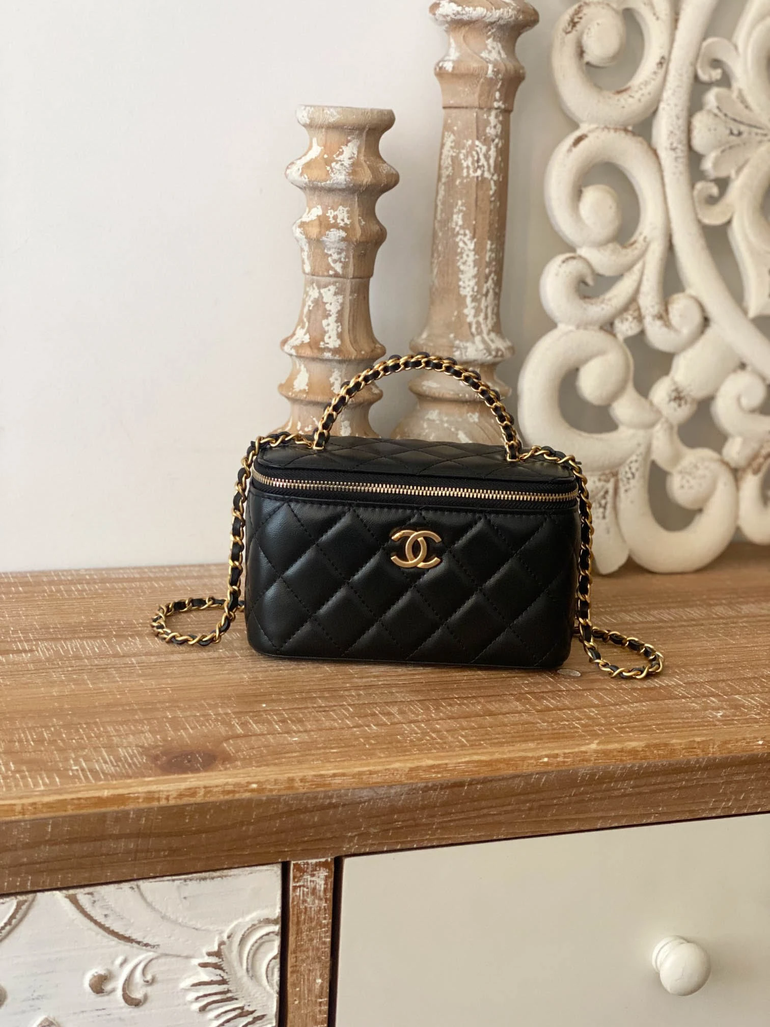 iccdabc7525acc41ea16a8d8aa7782342-1.webp Chanel Box Bag Size: 16 9.5 8, Style: 81230 - Image 1