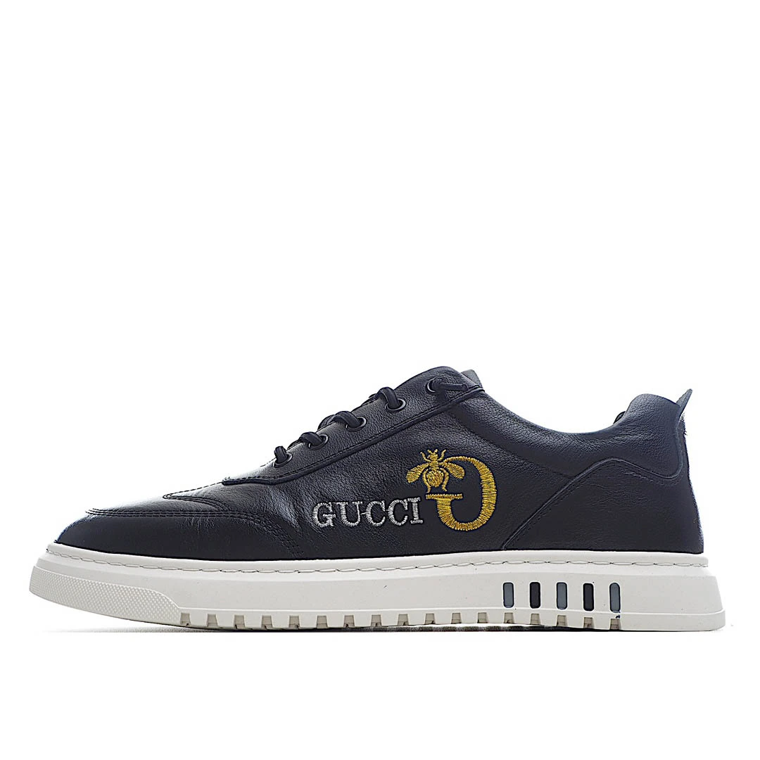 id33d9cf6bd7a850127f712b6af71ea63.webp Gucci Distressed Screener sneaker - Image 1