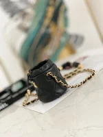 Chane Bucket Bag Size: 10 9 9cm Code: 82330 - Image 9