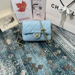 Chane Model: AS2855 Size: 19x13x6cm