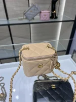 CHANE size 8.5X11X7 - Image 8