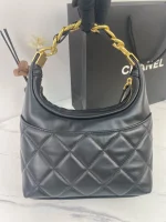 Chain underarm bag Model: size: 22X22X8cm - Image 8