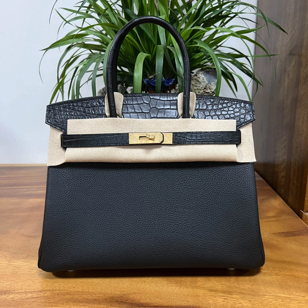 ide976a5c746c85226592d6fff1010400.webp Birkin Size: 30 - Image 1