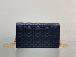 Caro Collection Chain Handbag - Image 6