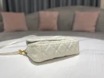 Caro Chain Clutch Size:17.5*10.5*5 cm - Image 9
