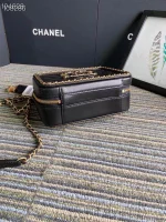 Chane Vanity case Vintage Cosmetic Bag Model: 93343 Size: 21cm - Image 7