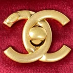 AS3450 Handbag with Diamond Chain Size: 20cm - Image 7