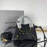 Balenciag* Neo Classic Casual Bag Size: 18cm