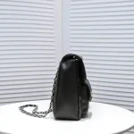 Chane used bag Size: 35*10*24 - Image 9