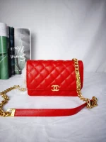 Ball grain leather Size: 19×12.5×3.5cm Style: 1913