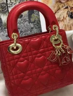 Dioramour Limited Edition Size: 17 x 15 x 7 cm Model : M0505 - Image 8