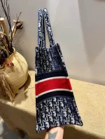 Book Tote Collection Size: 41.5cm 36cm - Image 9