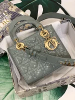 ABCDior Calf Patent Leather Rattan Tote Size: 20 x 16.5 x 8cm - Image 9