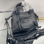 Balenciag* Neo Classic Casual Bag Size: 18cm - Image 8