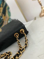 Can be one-shoulder, cross-body, handbag Size: 30.21.8cm - Image 9