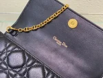 Caro Collection Chain Handbag - Image 8