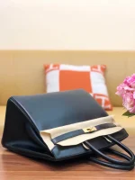 Birkin box black with gold buckle - Image 9