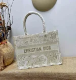 Book Tote Collection Size: 41.5cm 36cm 22cm - Image 8