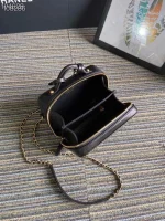 Chane Vanity case Vintage Cosmetic Bag Model: 93343 Size: 21cm - Image 8