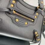 Balenciag* Neo Classic biker bag Model: 1993 Size: 13.5*18*7.5*12cm - Image 8