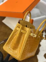 Crocodile Leather Bag Size: 25cm - Image 9