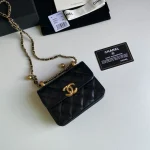 Calfskin Size: 12cmx9cm Ident No.: 2290 - Image 9