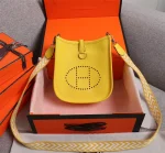 Evelyne mini size:17cm