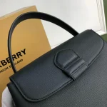 Calf leather bag Size:W25.5*H29*D10cm Code:400123 - Image 9
