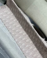 Book ToteOblique Series Size: 36.5 *28*17.5cm 41.5*38*18cm - Image 9