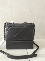 Chane1 Black Sheepskin Electric Black Style: 8069 Size: 26169cm - Image 9